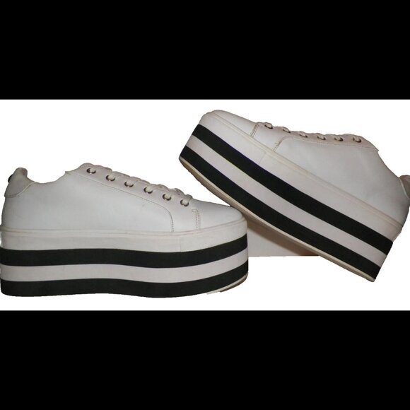 Women's 10 Steve Madden 3 inch Platform Sneaker Shoes Glam Goth Punk - Picture 6 of 11